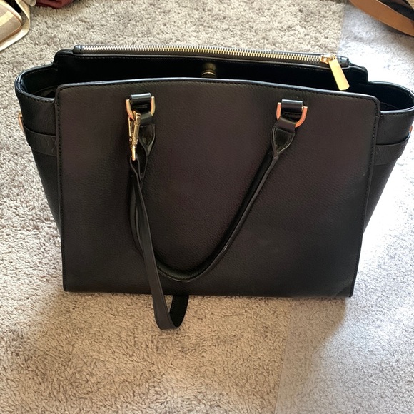 Target brand black purse - Picture 1 of 3